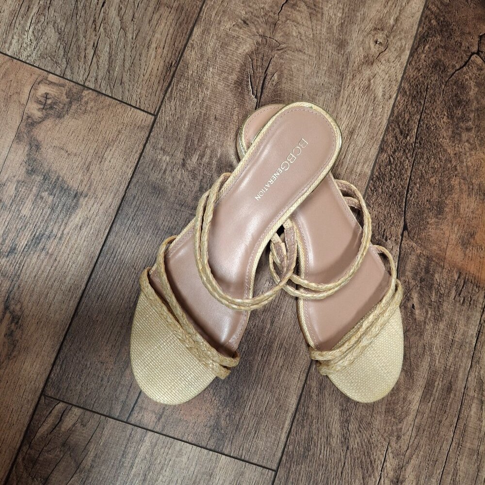 Natural straw slip on sandal